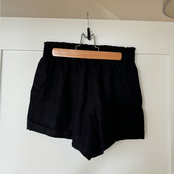 Reformation linen Mila short - Picture 3 of 3